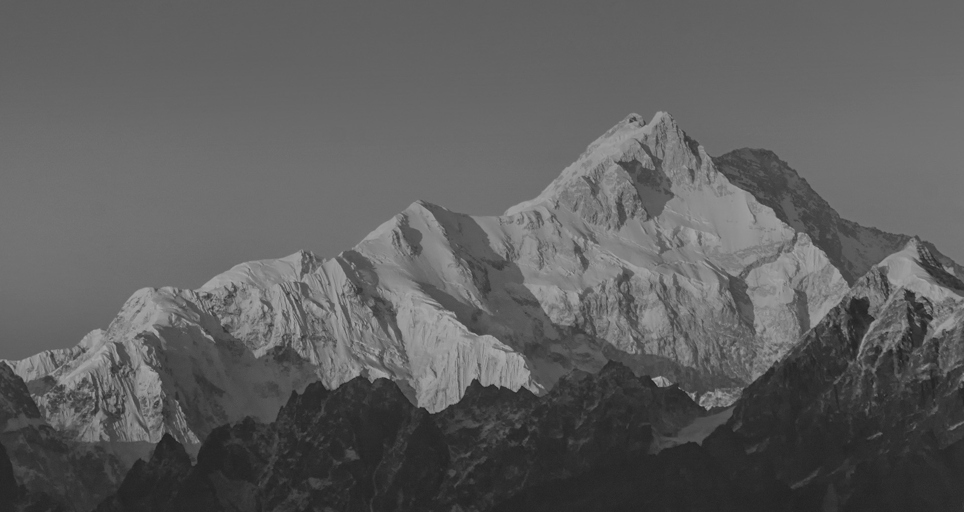 background mountain image