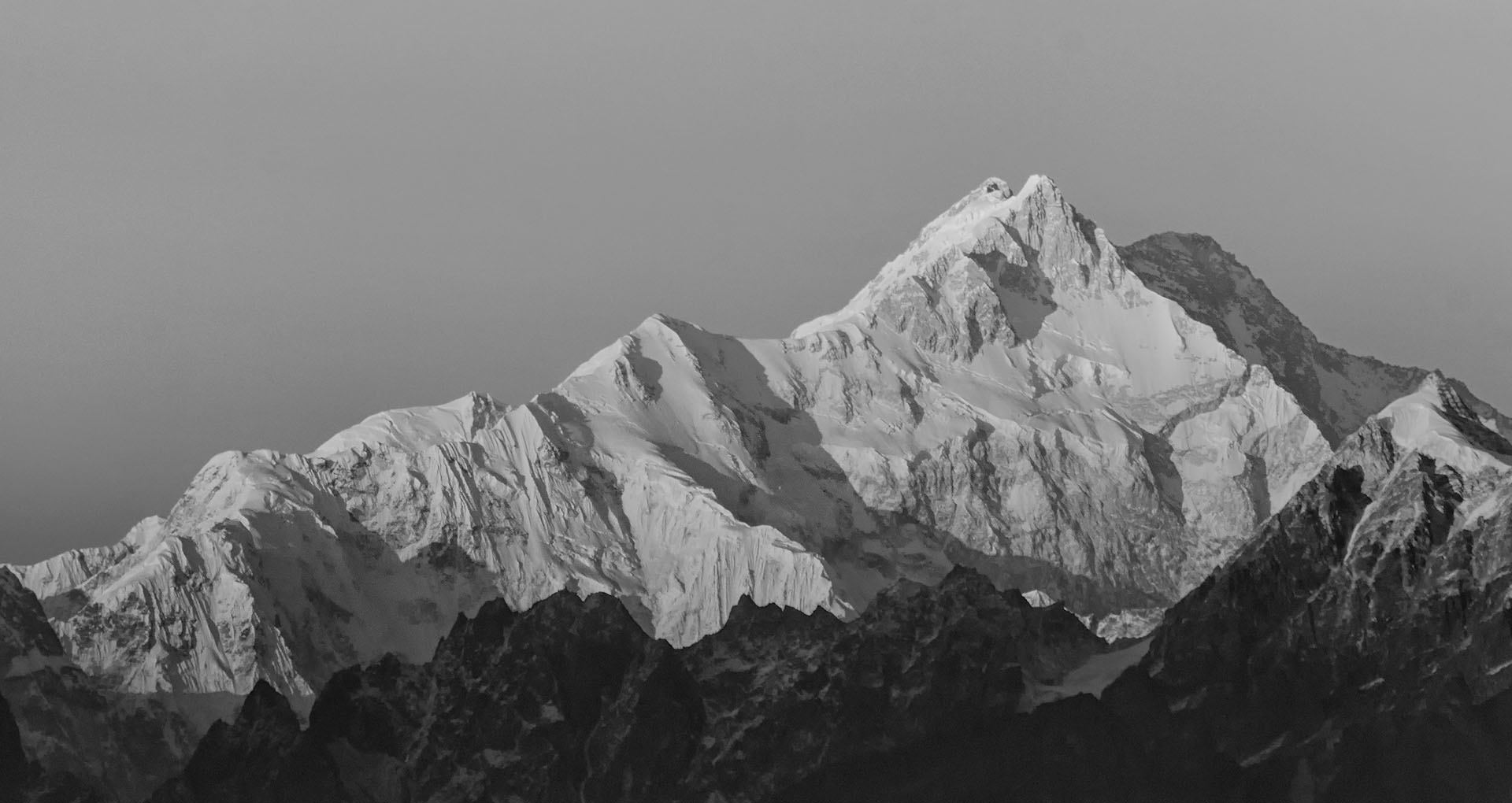 mountain background image